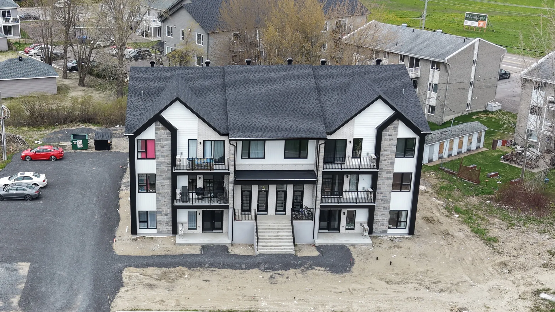 12-plex locatif sur la rue du Domaine-Bellevue à Berthierville