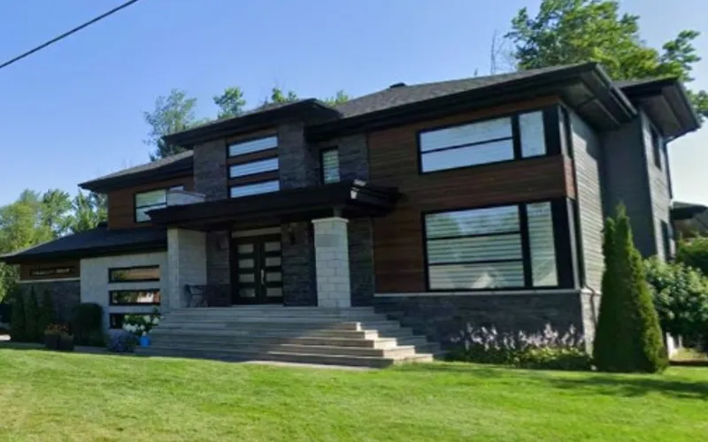 Résidence contemporaine horizontale à signature haut de gamme dans Saint-Félix-de-Valois